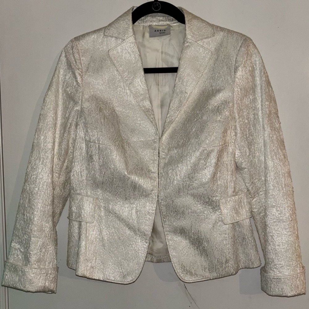 Akris Punto White/ Light Gold Metallic Blazer Jacket Size M